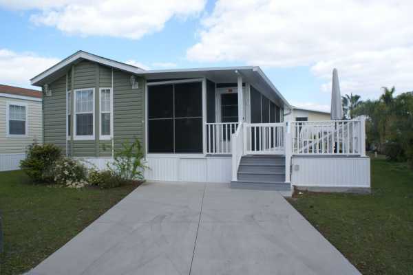 Sun-N-Fun RV Resort 1476 Kentucky Dr. Sarasota, FL 34240