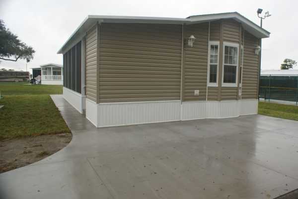 Sun-N-Fun RV Resort 1728 Lake Dr. Sarasota, FL 34240