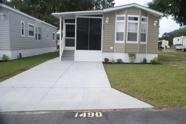 Sun-N-Fun RV Resort 1490 Kentucky Dr. Sarasota, FL 34240