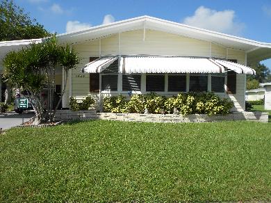 Camelot East5450 Kingsbridge Drive Lot 323Sarasota, FL 34241