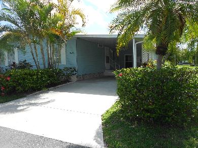 Camelot East5317 Salisbury Lane Lot 418Sarasota, FL 34241