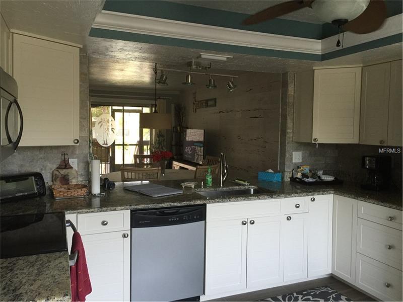 6784 SARASEA CIRCLE W, Sarasota, FL 34242