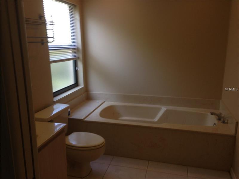 6128 NICOLE DRIVE, Sarasota, FL 34243