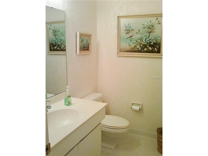 7110 FAIRWAY BEND LANE, Sarasota, FL 34243