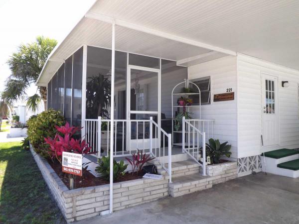 Lake Village221 3rd Street EastNokomis, FL 34275