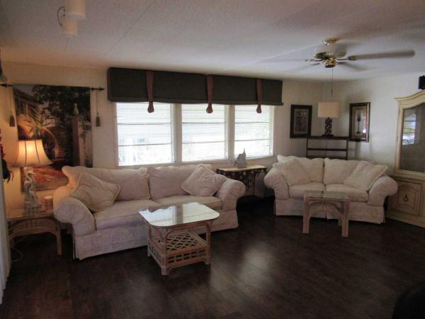 Bay Indies980 Roseau EVenice, FL 34285