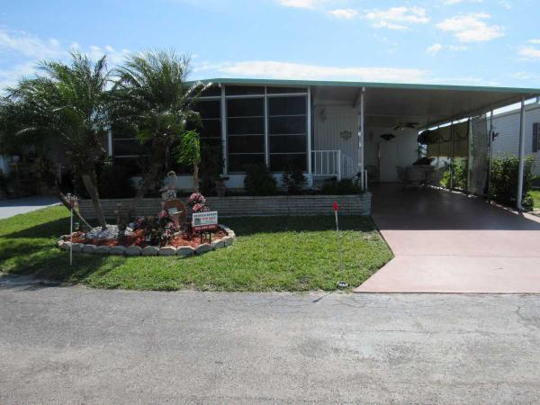 Bay Indies980 Roseau EVenice, FL 34285