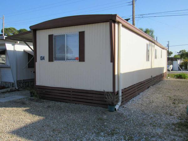 Venice Municipal Mobile Home Park 104 Bay StreetVenice, FL 34285