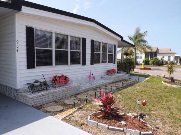 Bay Indies954 Cayman Ave EVenice, FL 34285