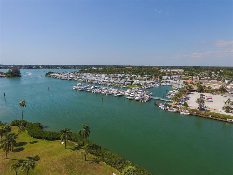 250 SANTA MARIA STREET, Venice, FL 34285