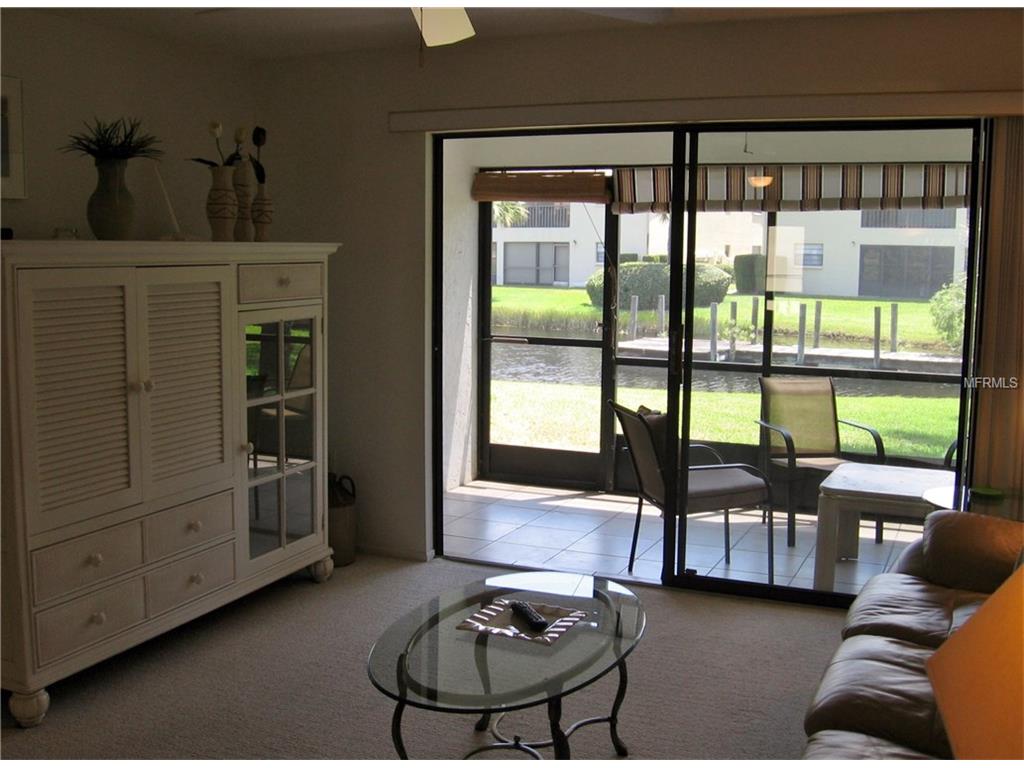 375 Three Lakes Ln, Venice, FL 34285