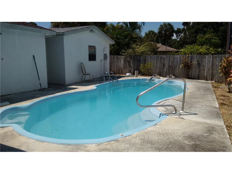 1301 Gulf Coast Blvd., Venice, FL 34285
