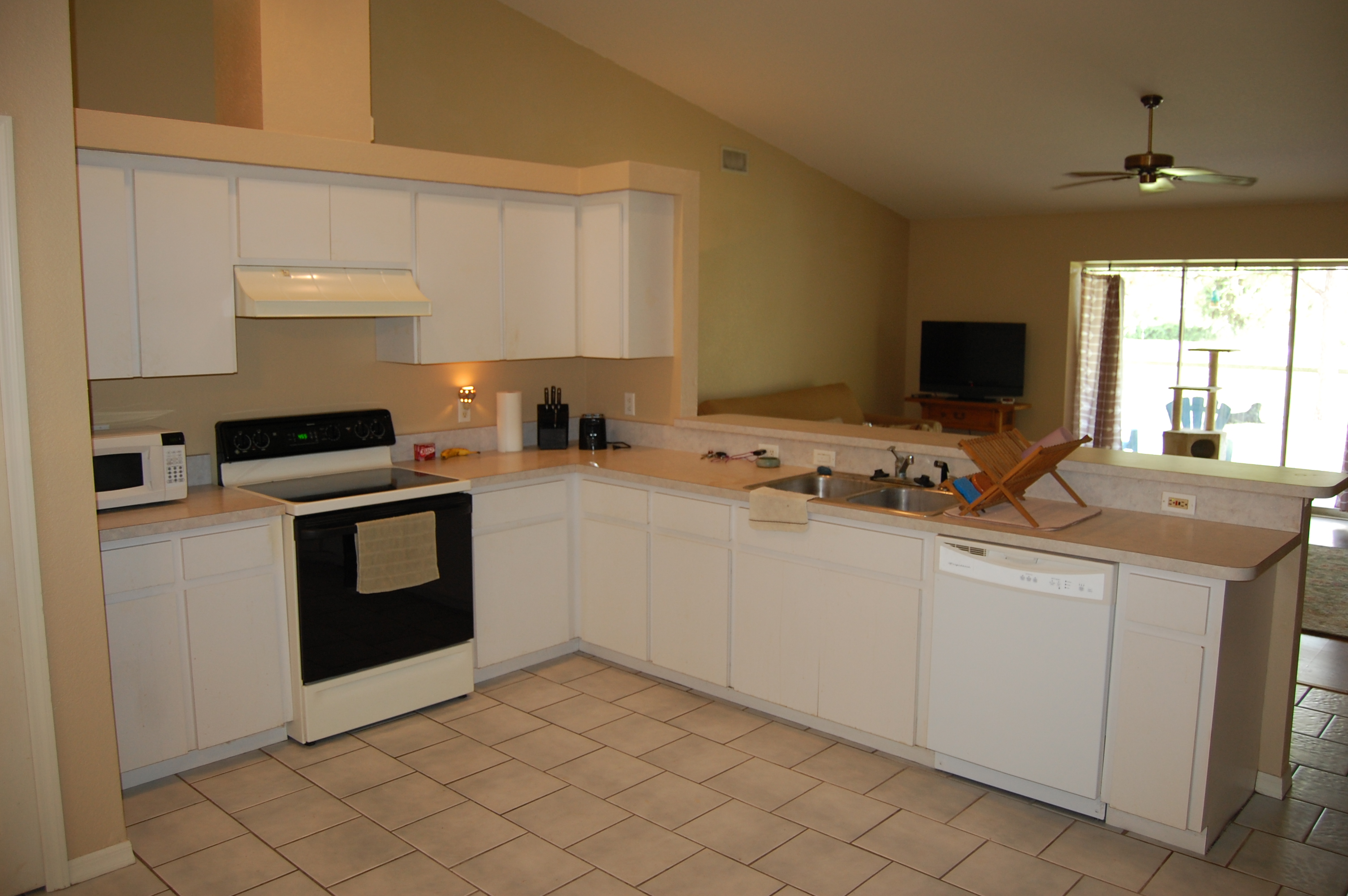 2571 Leryl Ave., North Port, FL 34286