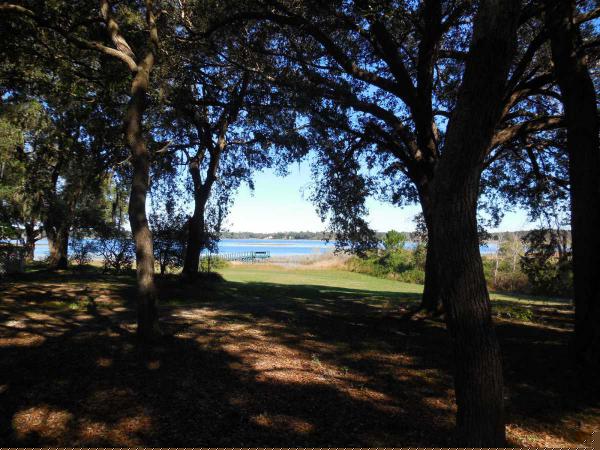 Smith Lake Shores Village1444 LAKE DRIVEBelleview, FL 34420
