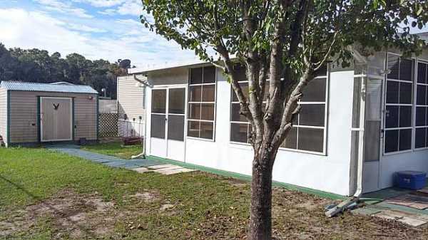 Golden Oak Mobile Home Community4900 SE 102nd PlaceBelleview, FL 34420