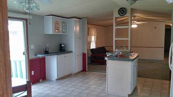 Golden Oak Mobile Home Community4900 SE 102nd PlaceBelleview, FL 34420