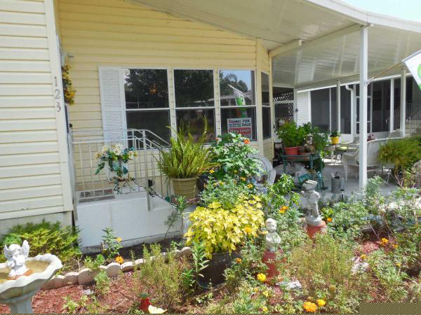 Smith Lake Shores Village1403 LAKE STREETBelleview, FL 34420