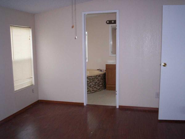 Smith Lake Shores Village9701 E Hwy 25 Lot #233Belleview, FL 34420