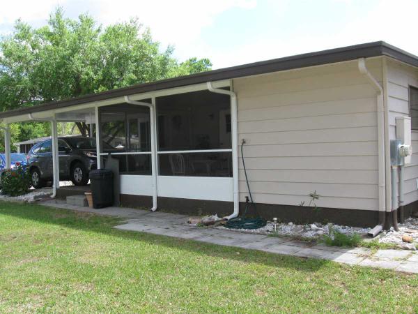 Smith Lake Shores Village1460 Lake DriveBelleview, FL 34420