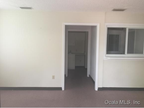 10252 S US Highway 441, Belleview, FL 34420