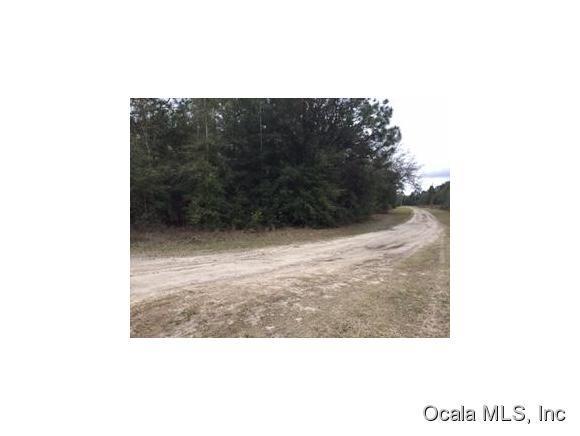 8477 W Elaine Null Street, Crystal River, FL 34428