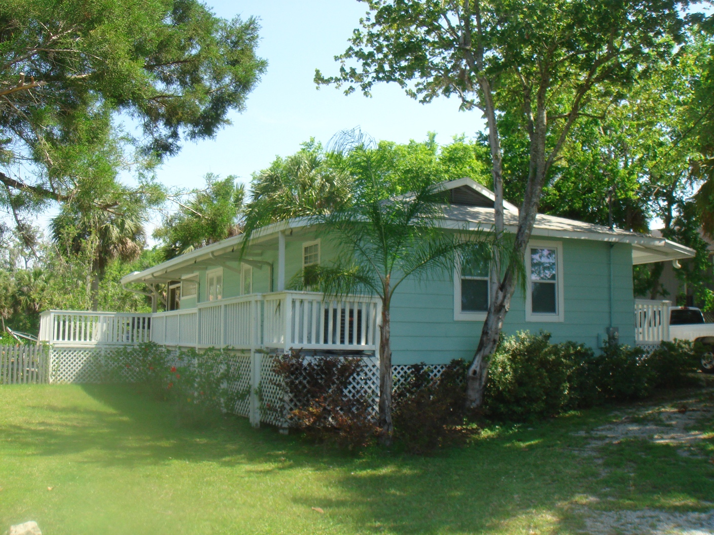 2051 NW 18th St., Crystal River, FL 34428