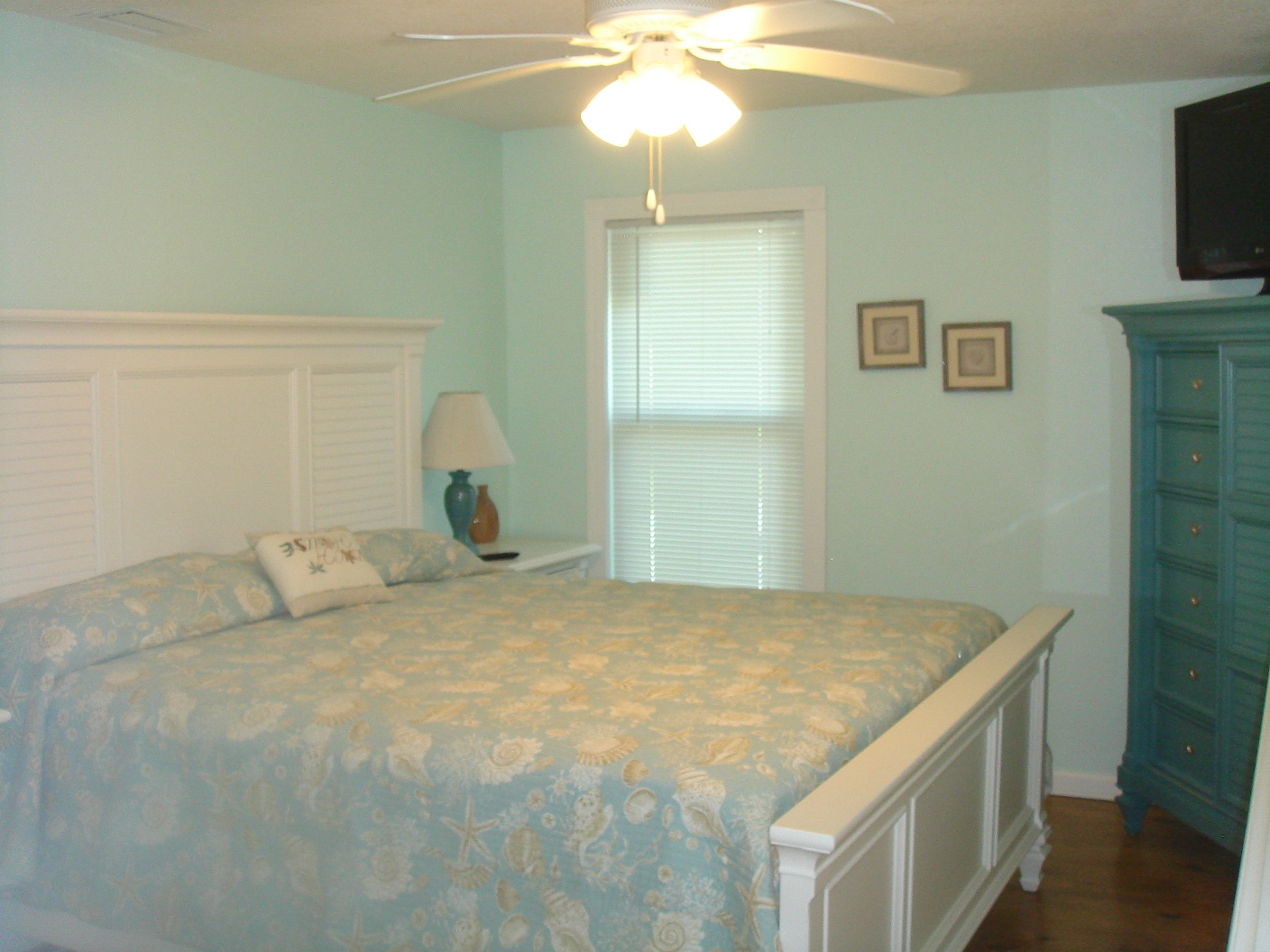 2051 NW 18th St., Crystal River, FL 34428