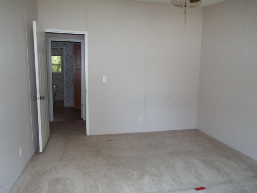 3209 N Whitewater Terrace, Crystal River, FL 34428