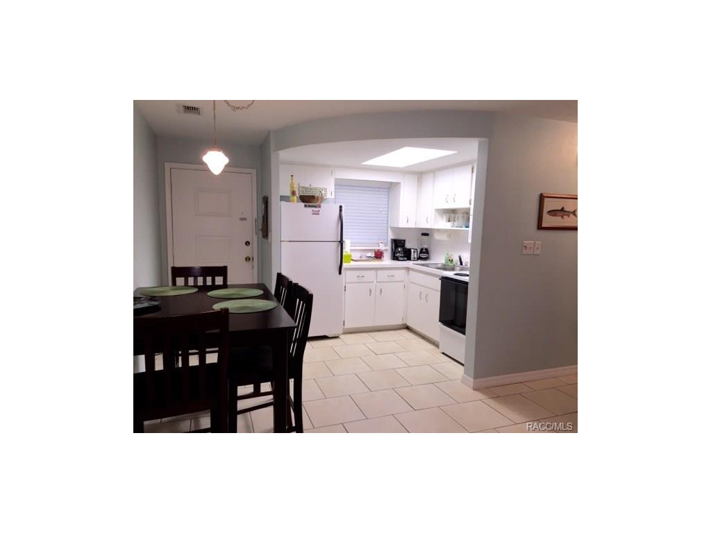 1412 SE Paradise Avenue, Crystal River, FL 34429