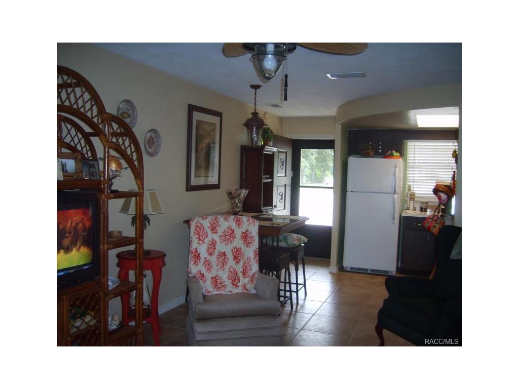1412 SE Paradise Avenue, Crystal River, FL 34429