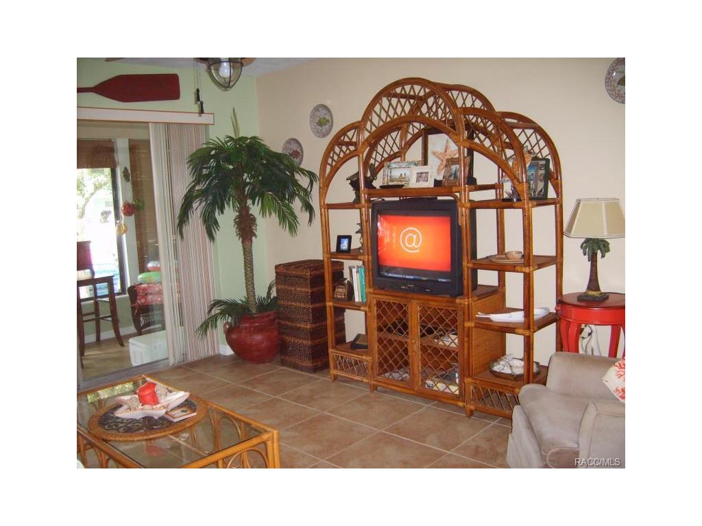 1412 SE Paradise Avenue, Crystal River, FL 34429