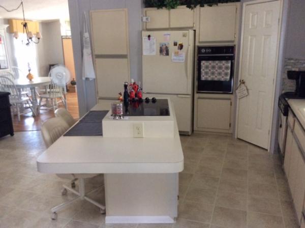 Crystal River Village Mobile Home Park 1711 seLake Evelyn AveCrystal River, FL 34429