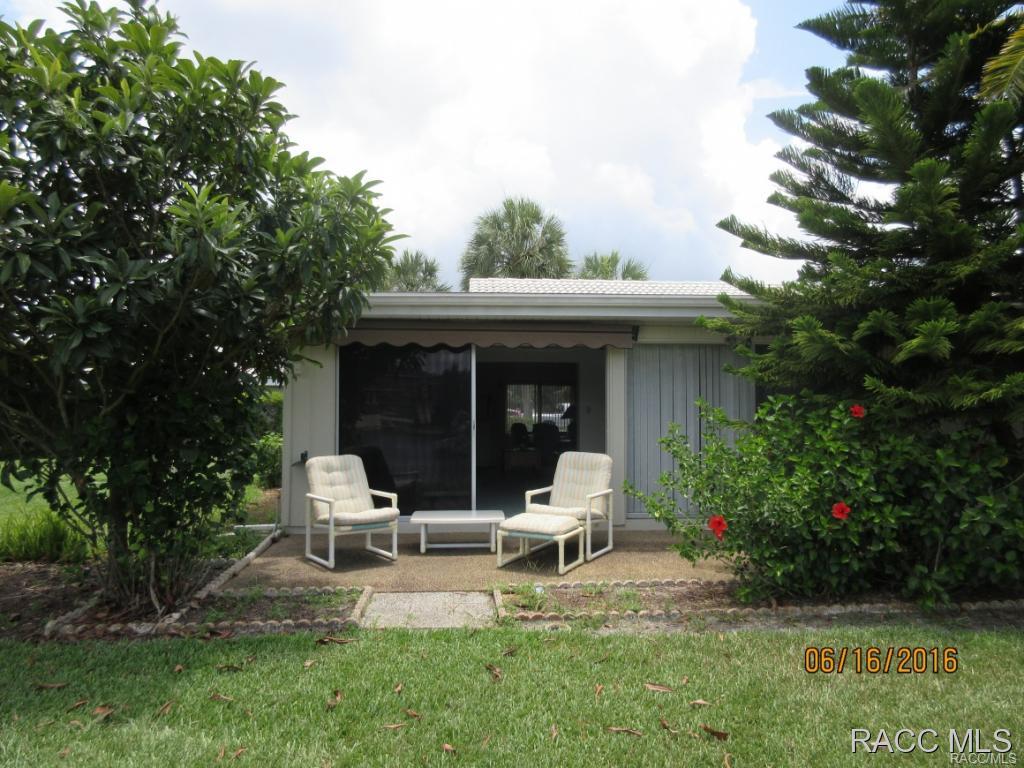 11588 W Kingfisher Court, Crystal River, FL 34429