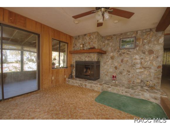 6199 W Riverbend Road, Dunnellon, FL 34433