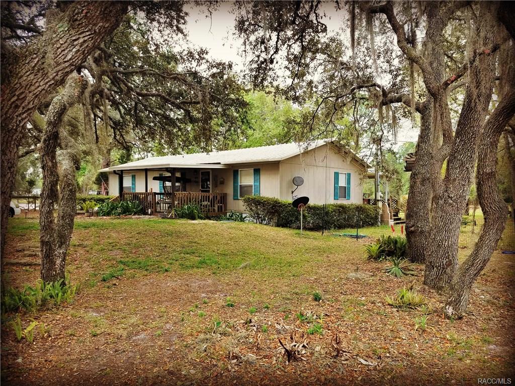 9280 N Cedar Cove Road, Dunnellon, FL 34434