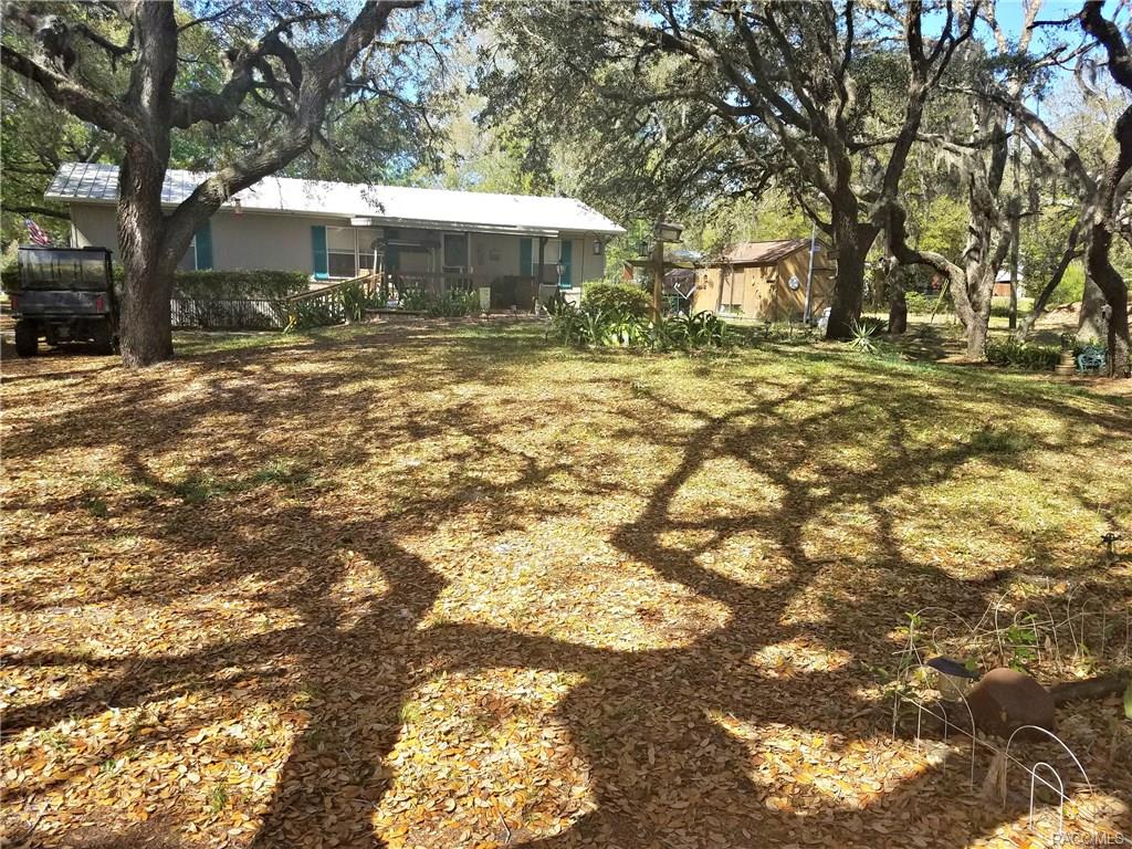 9280 N Cedar Cove Road, Dunnellon, FL 34434