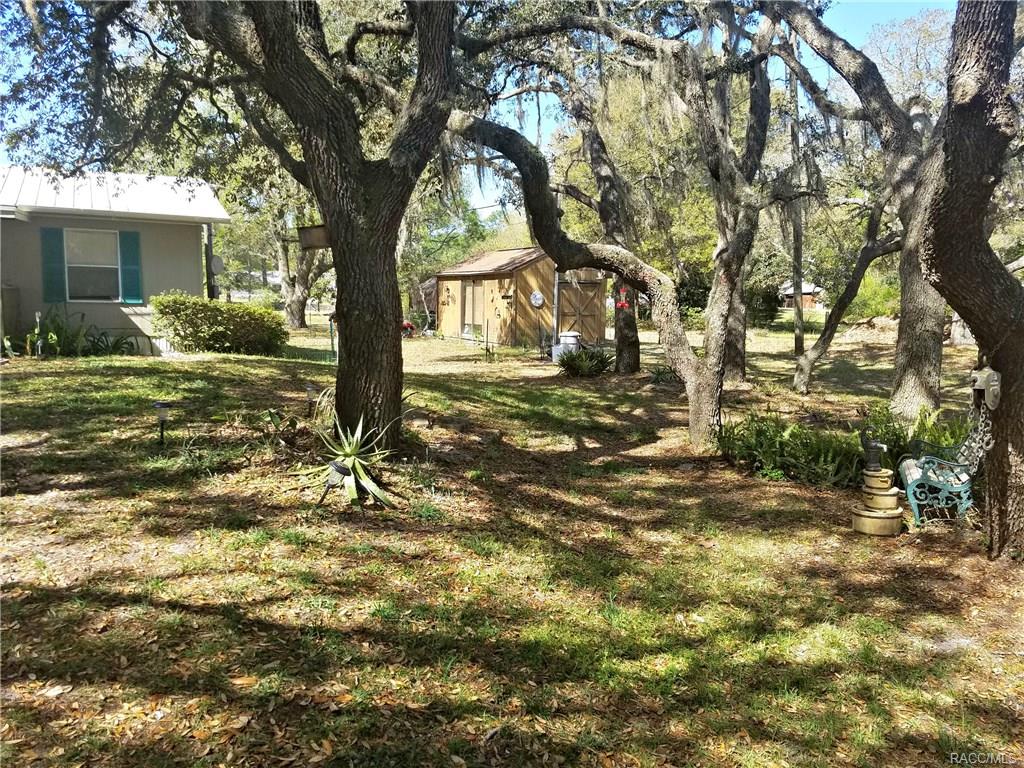 9280 N Cedar Cove Road, Dunnellon, FL 34434