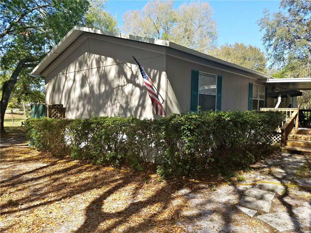 9280 N Cedar Cove Road, Dunnellon, FL 34434