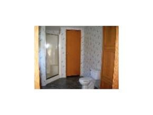 8474 S LINDEN PT