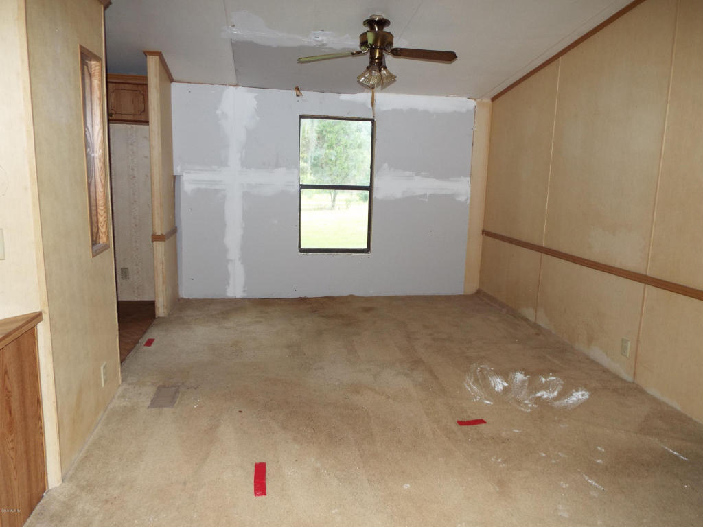 8322 E Derby Oaks Drive, Floral City, FL 34436