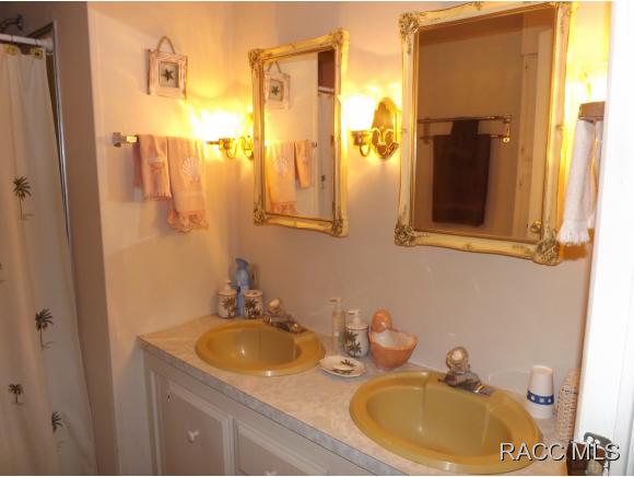 6363 S. Inlet Pt., Floral City, FL 34436