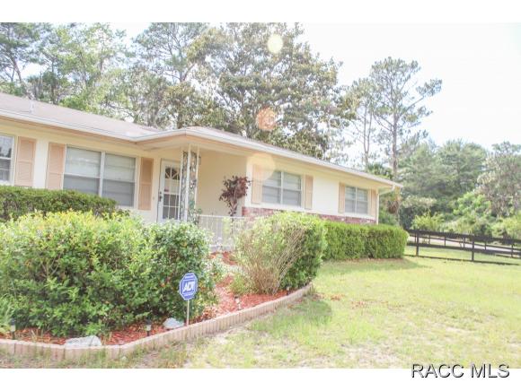 12394 S Aster Pt, Floral City, FL 34436
