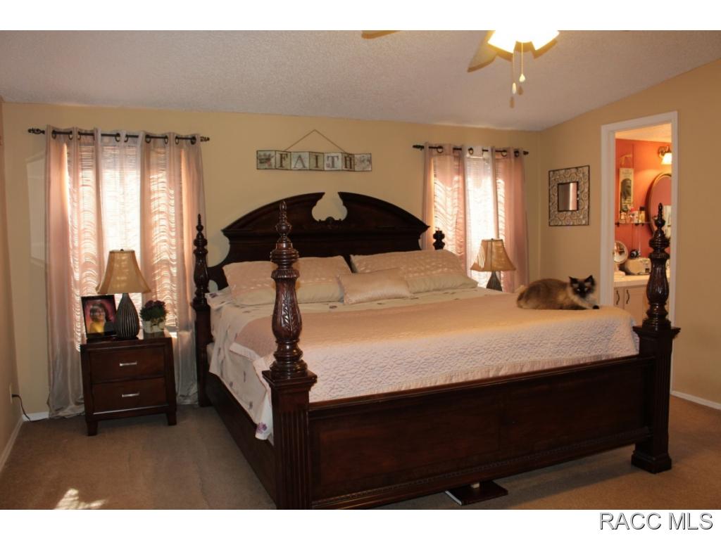 1285 E. Winnetka St., Hernando, FL 34442