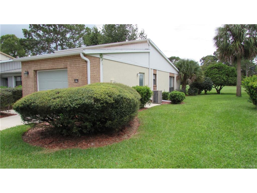 57 Chinaberry Circle, Homosassa, FL 34446