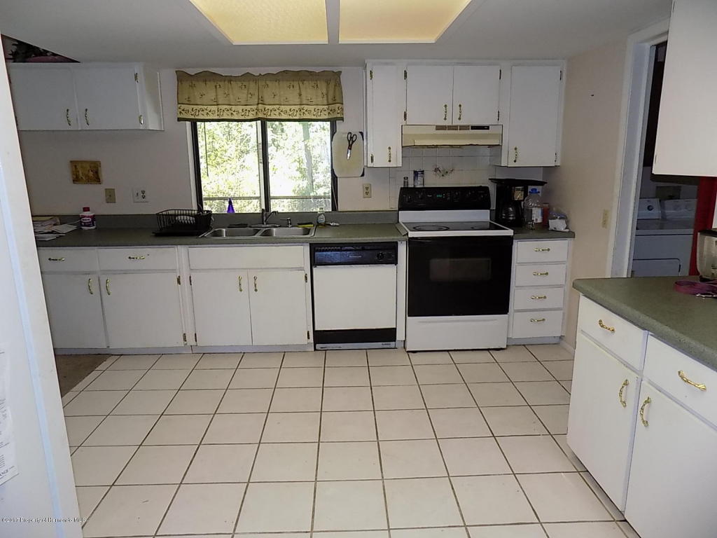 6 Laurelcherry Court, Homosassa, FL 34446