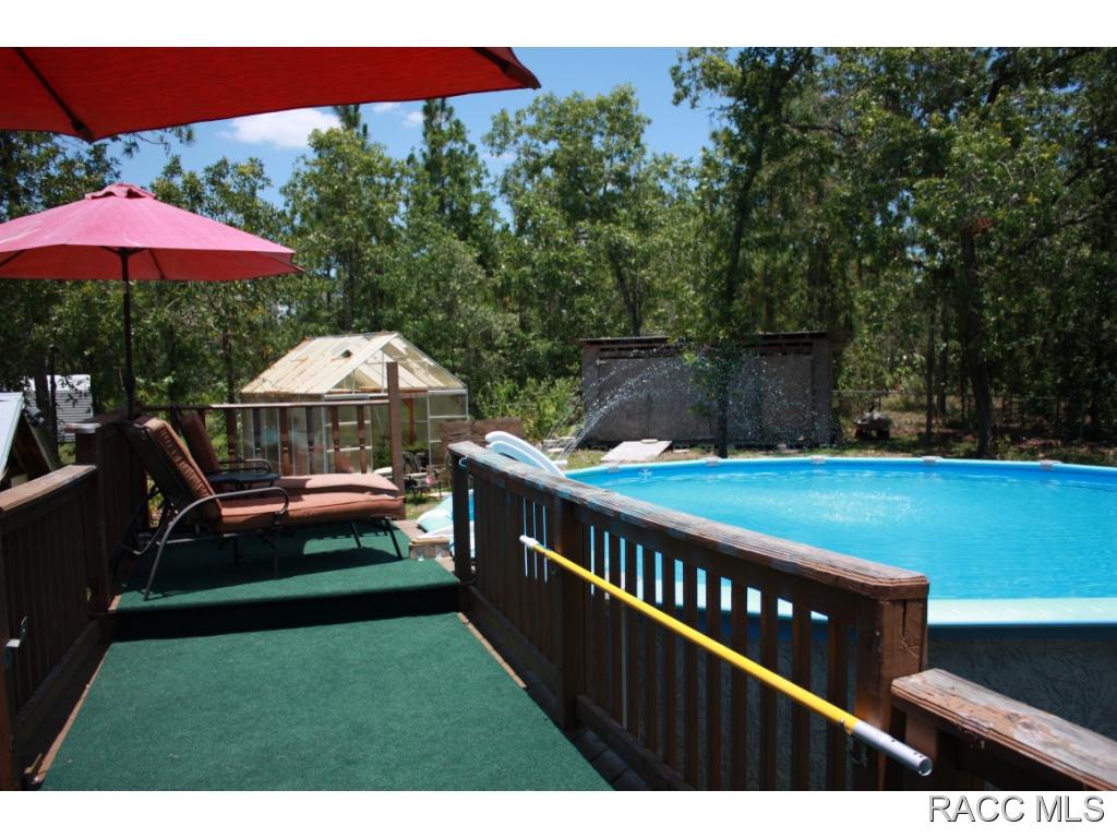 7295 S. Maxwell Pt., Homosassa, FL 34446