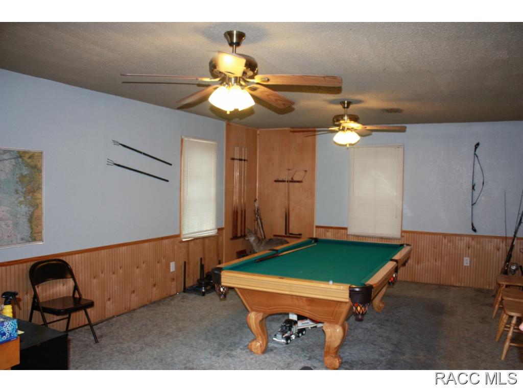 7295 S. Maxwell Pt., Homosassa, FL 34446
