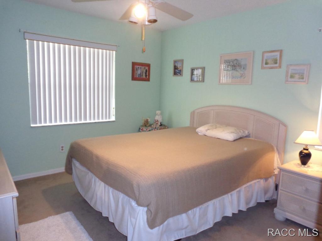205 Linder Dr, Homosassa, FL 34446