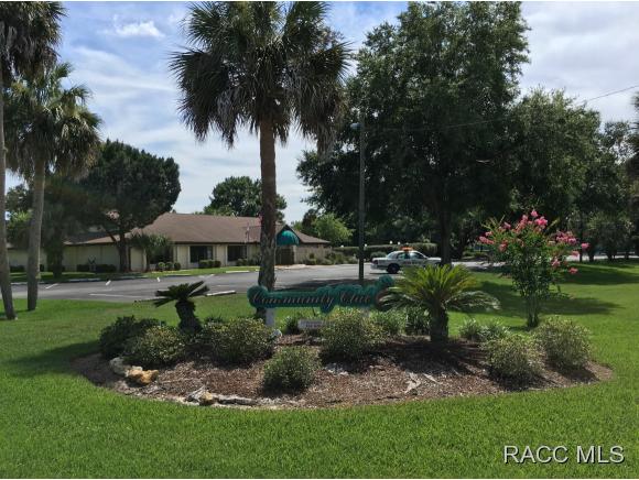 4724 S Sawmill Way, Homosassa, FL 34448