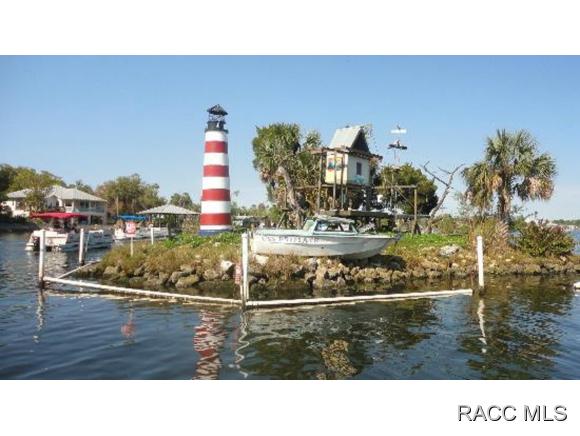 4724 S Sawmill Way, Homosassa, FL 34448